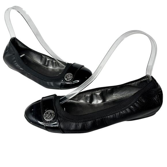 Coach Silver Logo Size 6.5 Black Leather Elastic Side Cap Toe Flats Ballet Work - Picture 1 of 6